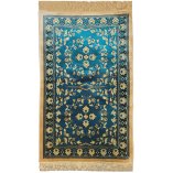 High Quality Prayer Rug for Salah | Shop at Dar-us-Salam