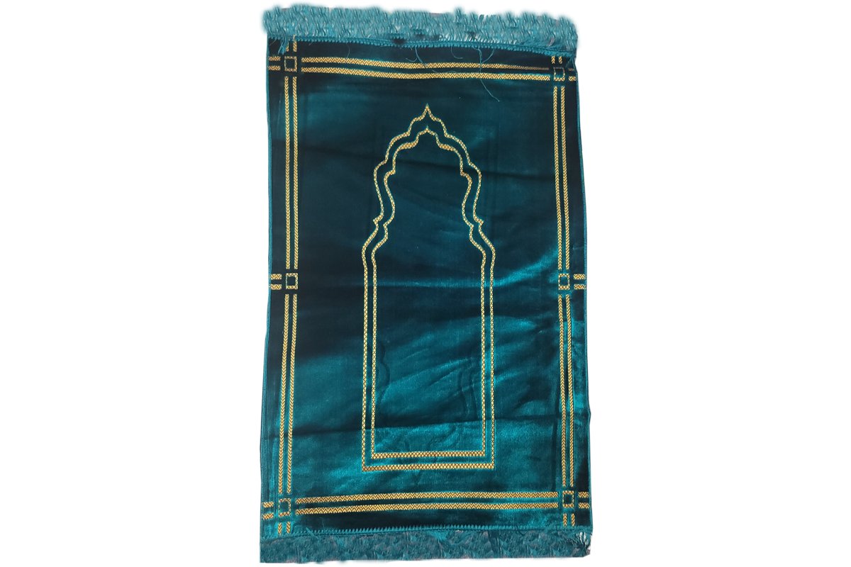 High Quality Prayer Rug for Salah | Shop at Dar-us-Salam
