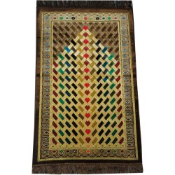 High Quality Prayer Rug for Salah | Shop at Dar-us-Salam