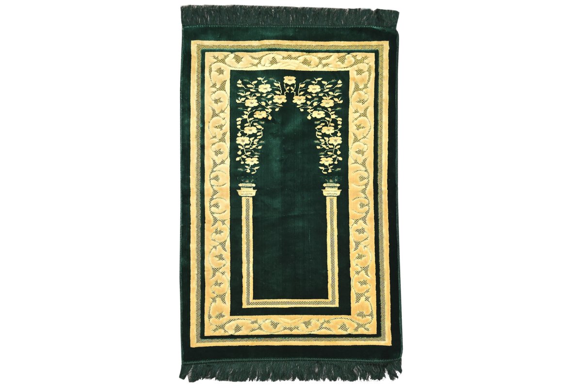 Prayer Rug with Cut Work Design | Premium | Dar-us-Salam