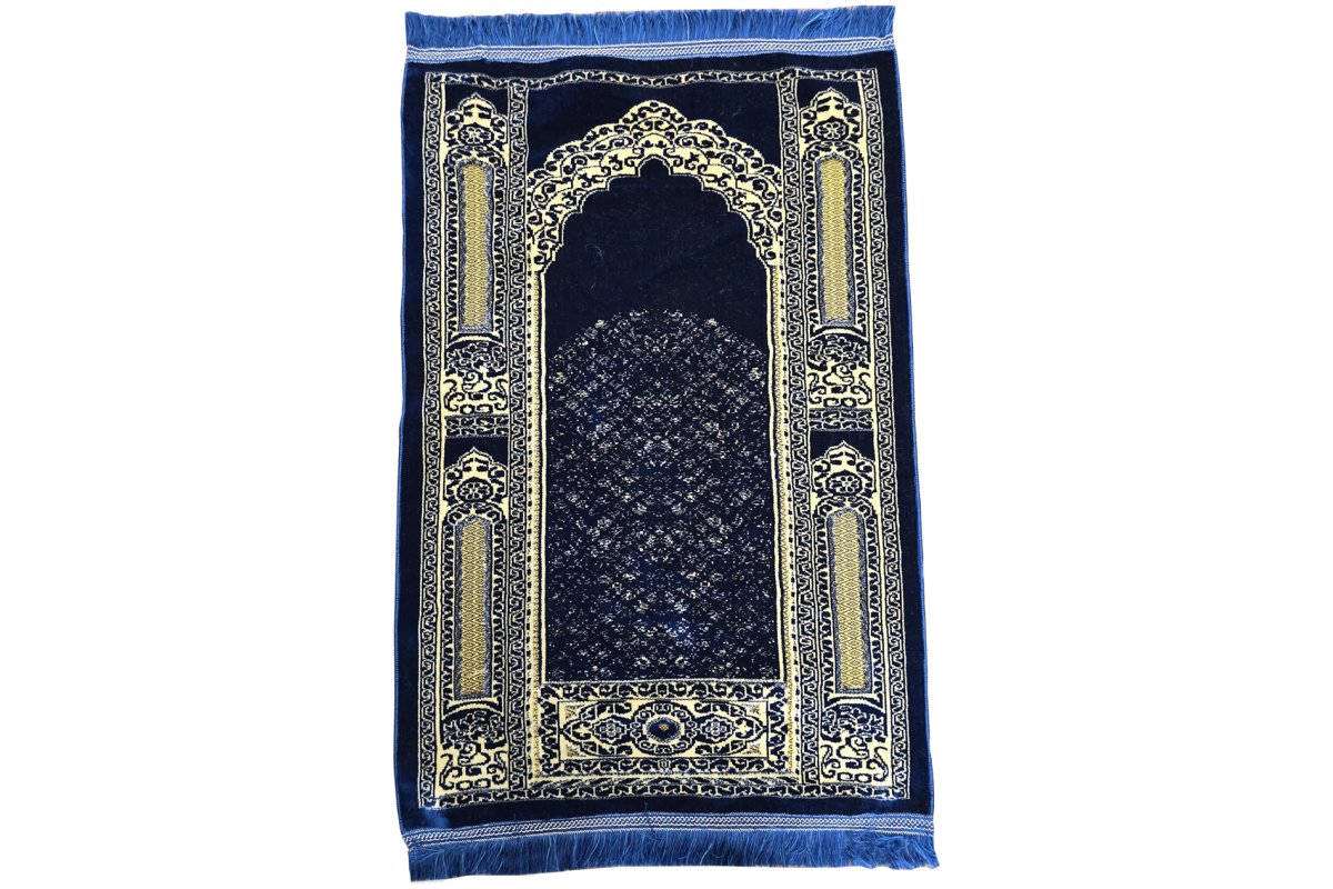 Prayer Rug with Cut Work Design | Premium | Dar-us-Salam