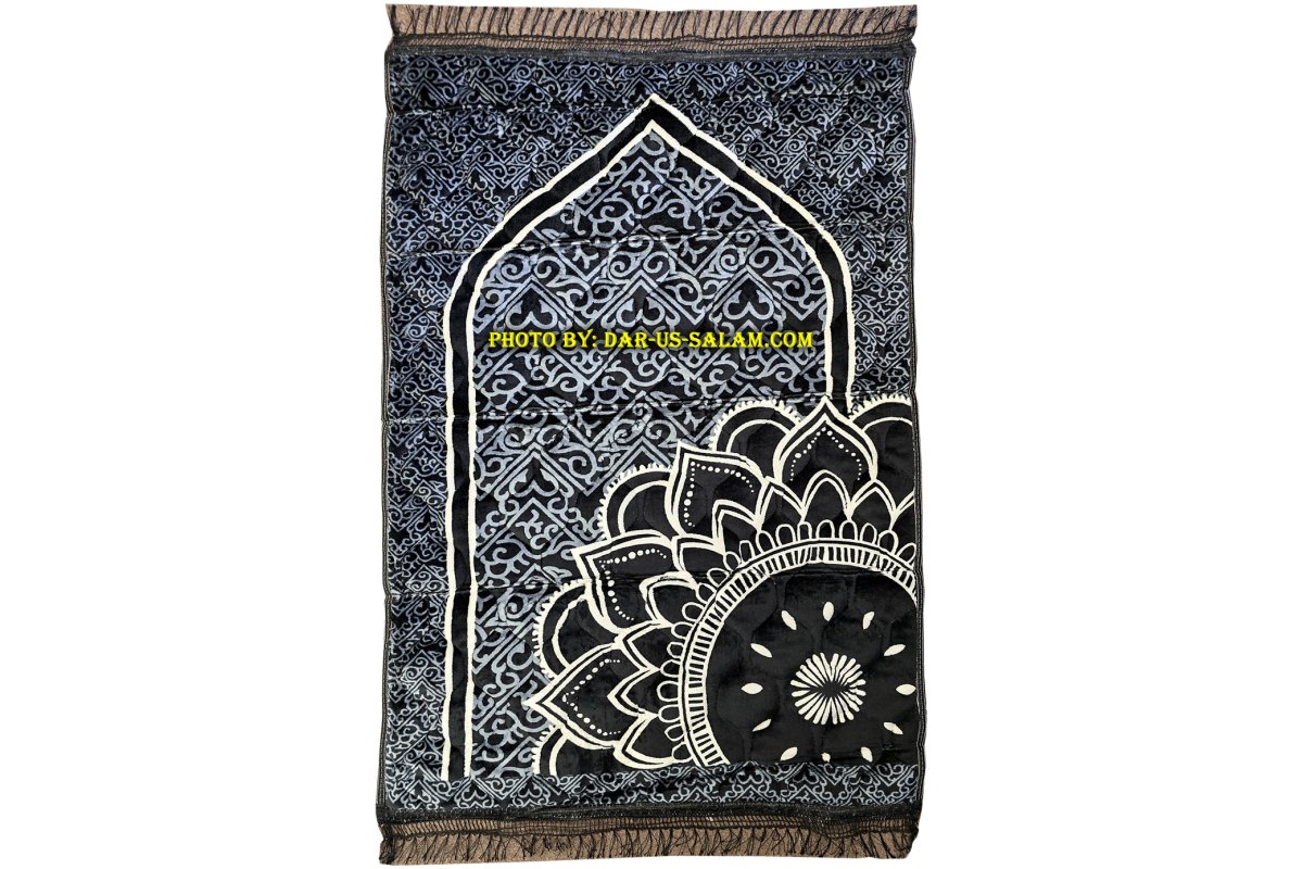 Soft Padded Prayer Rug (XL) for Extra Comfort | Dar-us-Salam